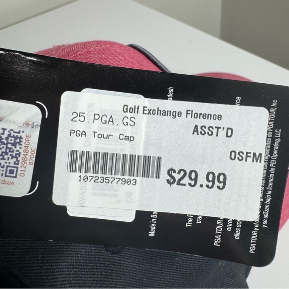 NWT PGA Tour Men’s Red Black Logo Patch Adjustable Sweat Wicking Hat Cap - Picture 4 of 8